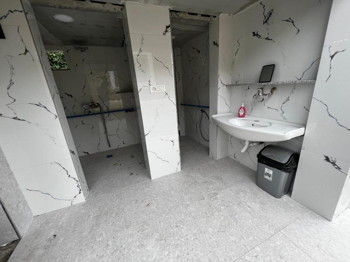 Chateau Sukaj Laknas Bagian luar foto