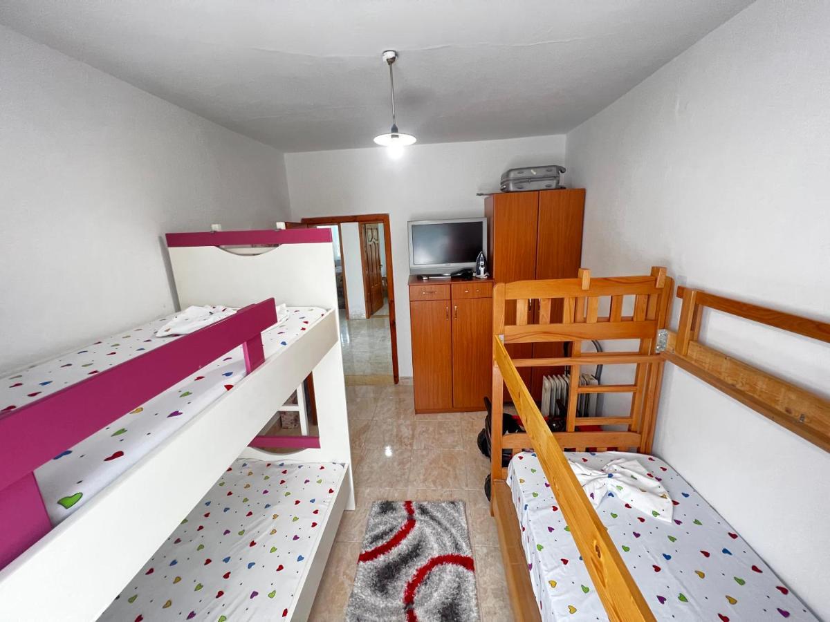 Chateau Sukaj Laknas Bagian luar foto